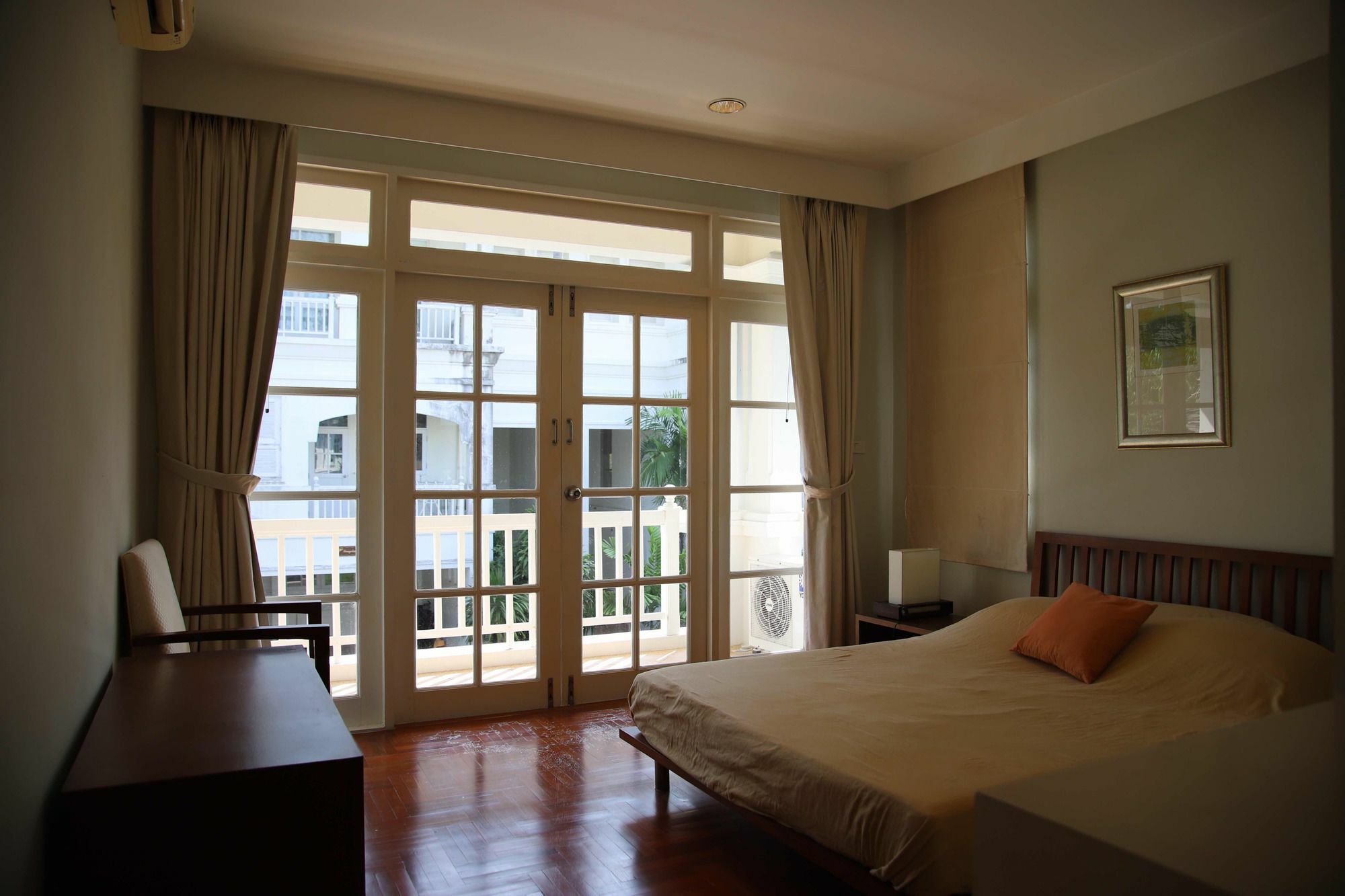 Baan Dhewaran Beachfront Villa Na Chom Thian Exterior photo